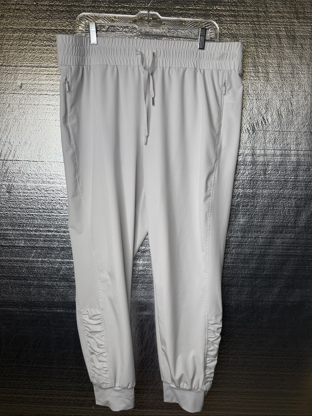 Chico's Light Gray Women's Jogger Pants 14
